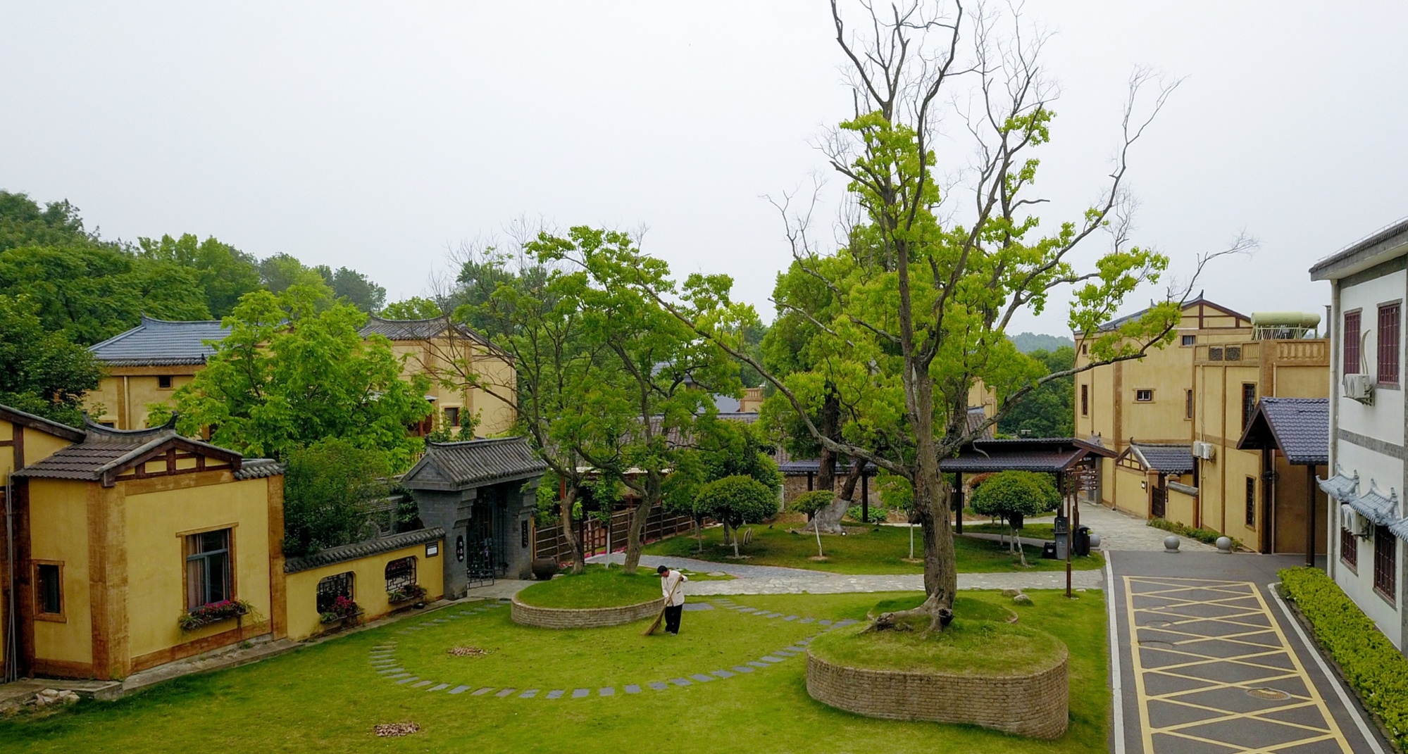 中国民宿留住更多的“诗和远方”尊龙登录入口乡村旅游新引擎 让(图4)